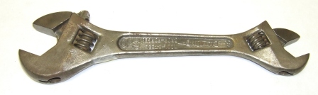 Antique w4042 Diamond Calk Horseshoe double ended wrench