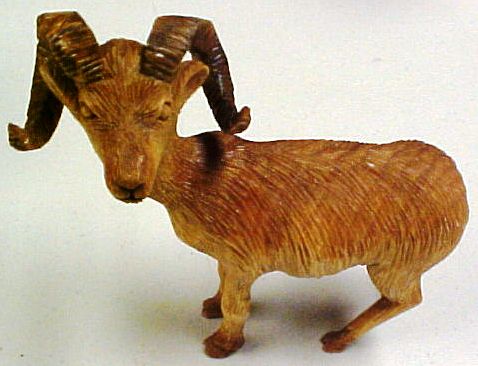 Don Hunt's Mountain Goat woodcarving