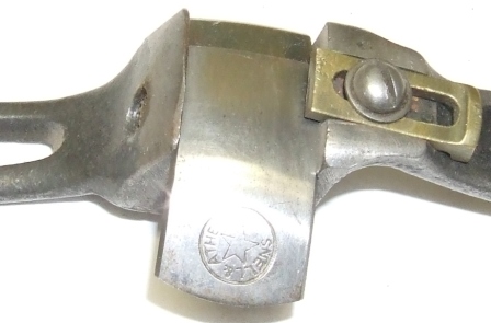 L2041A.JPG