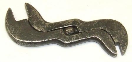 Antique w4038 Small unmarked double ended wrench