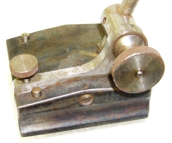 antiques300/a338a.JPG